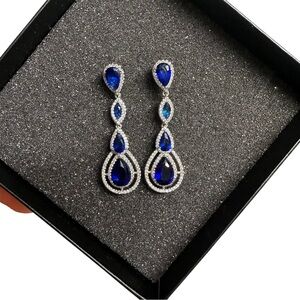 Elegant Blue and Silver Drop Earrings Crystal Stones Sapphire New Bridal Cobalt